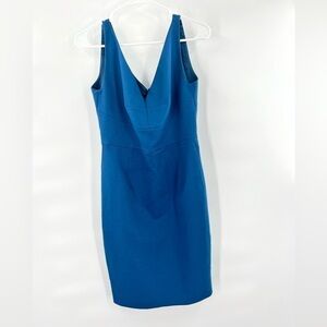 Tahari blue sheath dress sleeveless and V neck neckline size 8